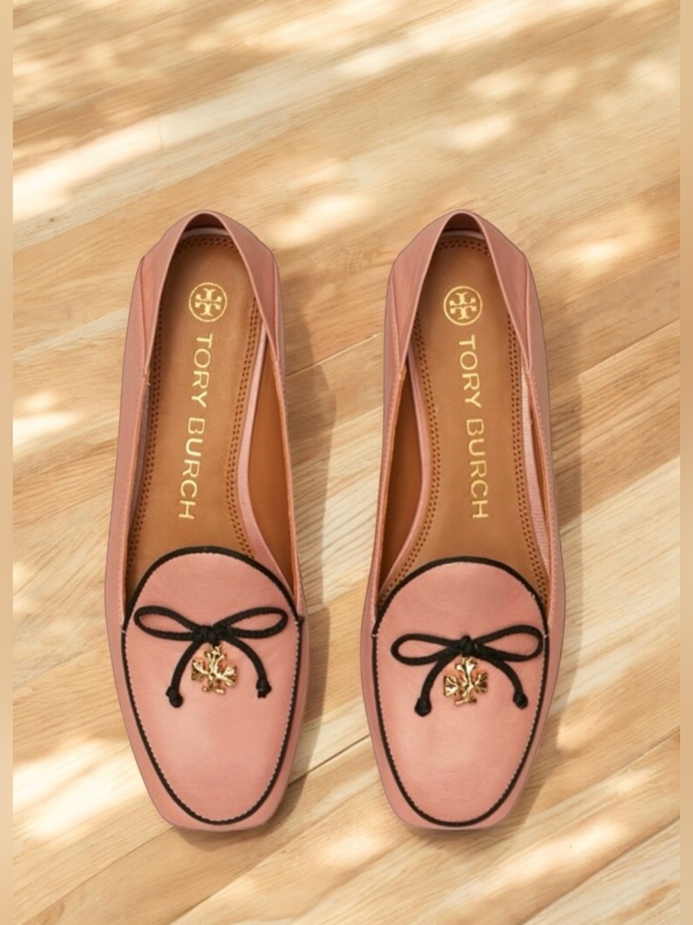 Tory Burch Charm Loafers Flats Rosa